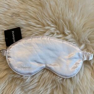 SATIN WHITE EYE MASK